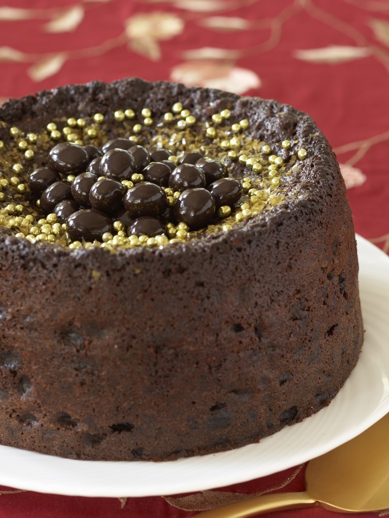 Nigella's easy chocolate fruitcake